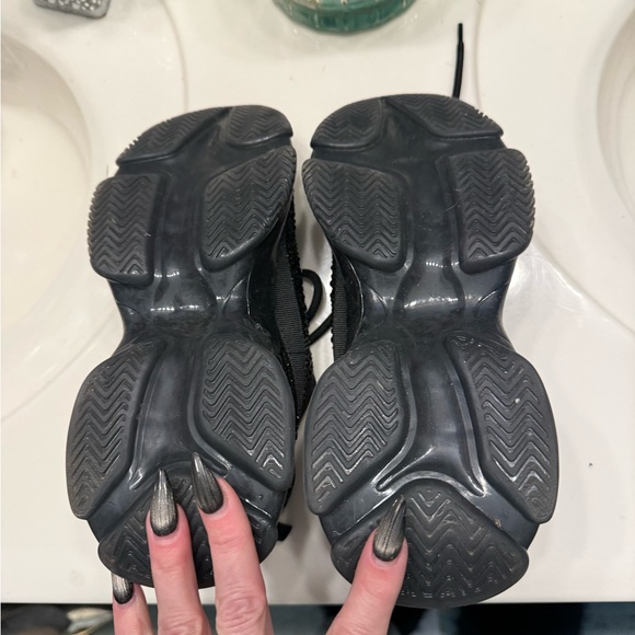 Steve Madden Black Glitter Sneakers - Picture 3 of 4